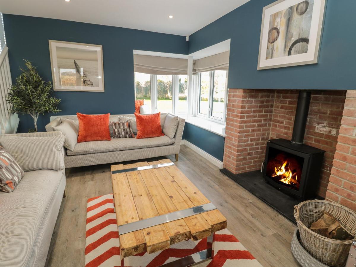 The Deck House Villa Chathill Exterior photo